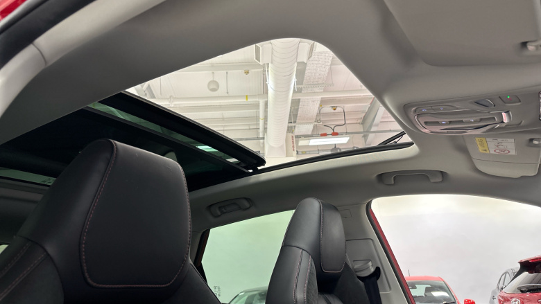 MG Hs 1.5 T-GDI Exclusive 5dr DCT Petrol Hatchback